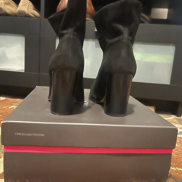 Vince Camuto Black Pointed Toe Ankle Boots - Women's Fashion Booties - Picture 4 of 5